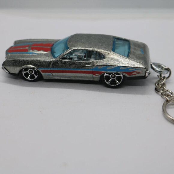 Hot Wheels 2010 Ford Zamac CUSTOM keychain - Picture 1 of 4